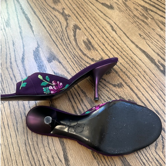 Authentic Christian Dior embroidered sandals size 38 - Picture 3 of 4